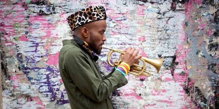 Jowee Omicil, haïtiano-canadien : le jazz pour raconter la dignité d’Haïti