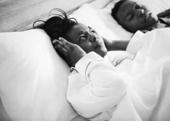 Resèt natirèl pou moun k ap wonfle nan dòmi