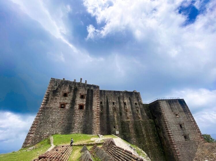 Haïti en deuil : trois jours décrétés après le drame de la Citadelle