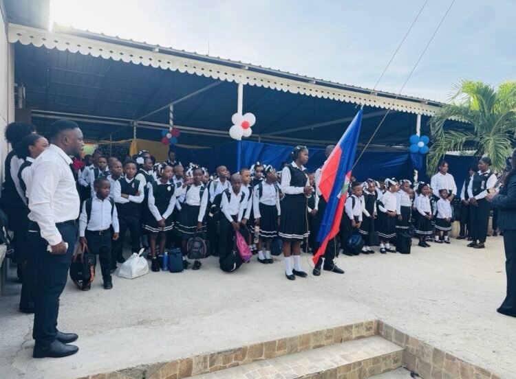 Rentrée scolaire en Haïti : quand les sacrifices des parents nourrissent les rêves des enfants